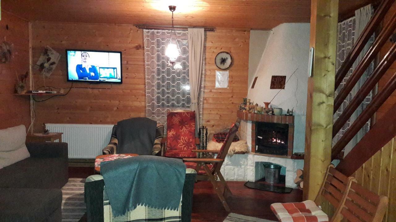 Hunor-Magor Vendeghaz Βίλα Izvoare  Εξωτερικό φωτογραφία